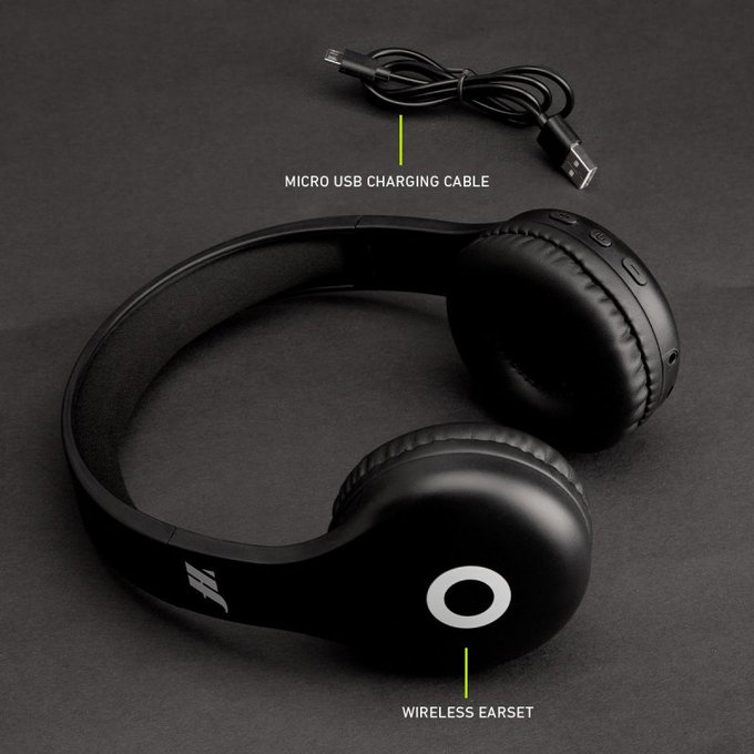 SBS Music Hero - Stereo bezdrátová sluchátka s mikrofonem, černá