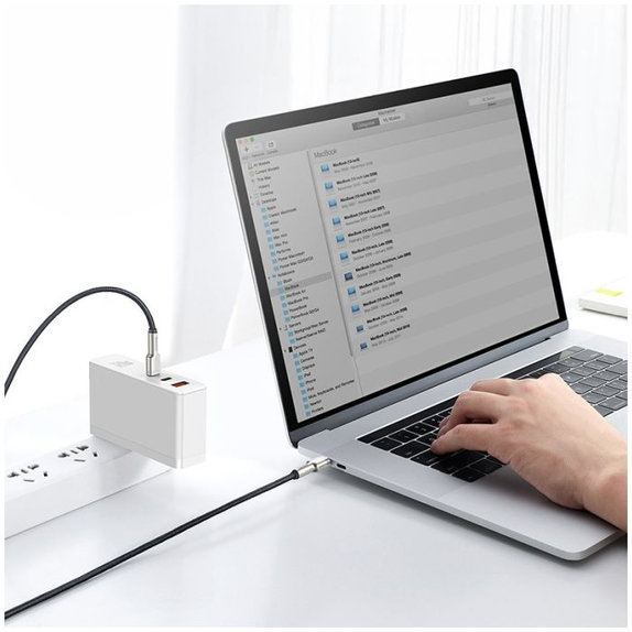 Baseus - USB-C / USB-C Kabel (1m), černá
