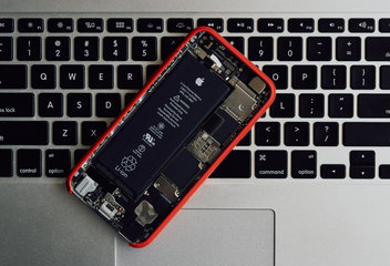 Měníte baterii na iPhone? Poradíme vám, jak se vyhnout servisní hlášce!