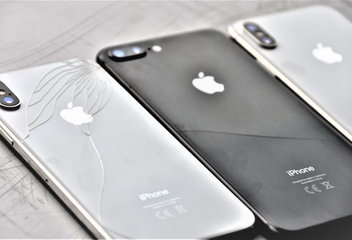 Oprava zadního skla na iPhone 8 a 8 Plus