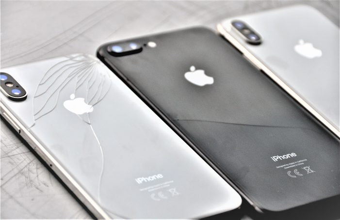 Oprava zadního skla na iPhone 8 a 8 Plus