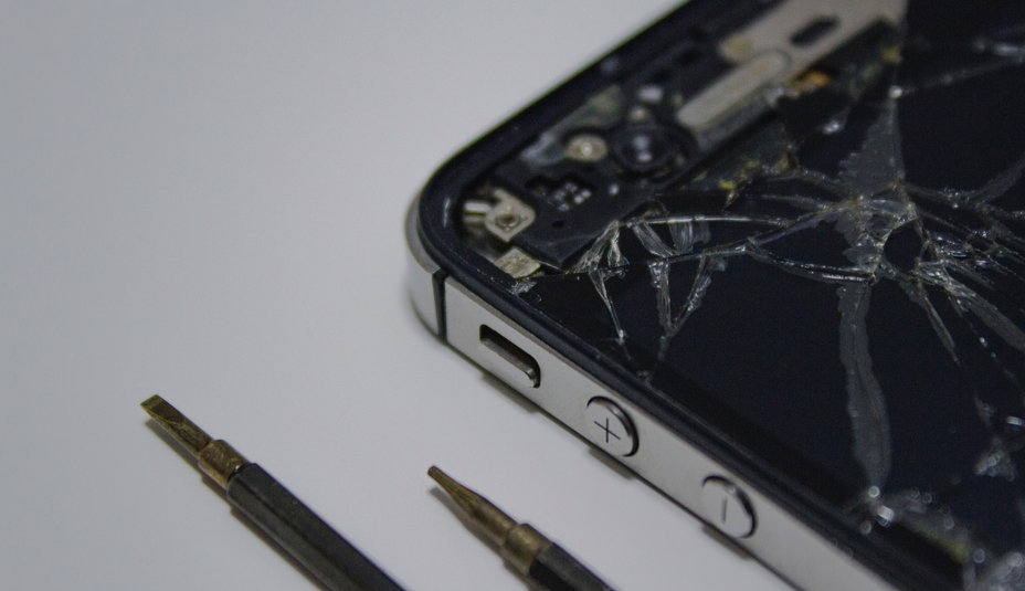 Opravujete Apple zařízení? Toto nářadí na iPhone se vám může hodit!