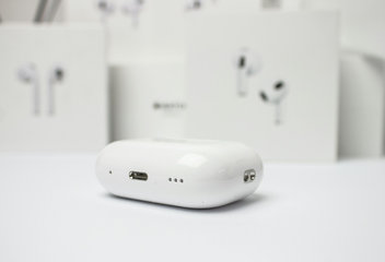 Jak identifikovat nabíjecí pouzdro AirPods