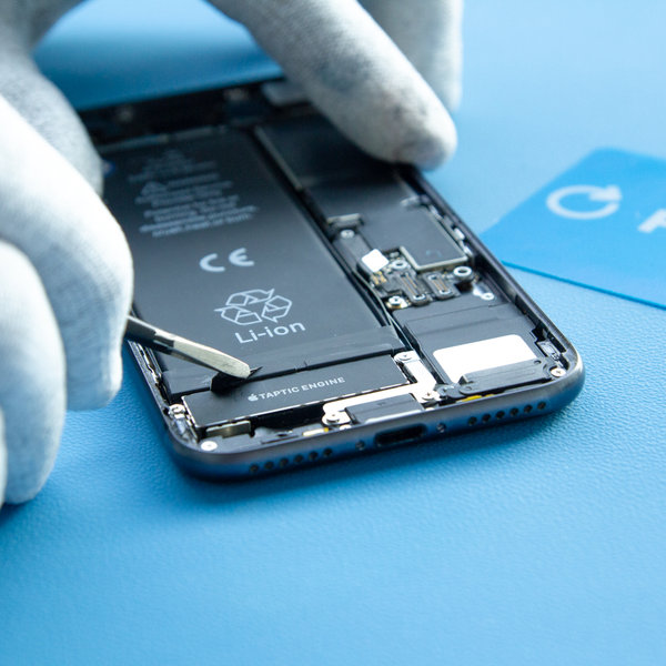 Odlepení lepicích úchytů