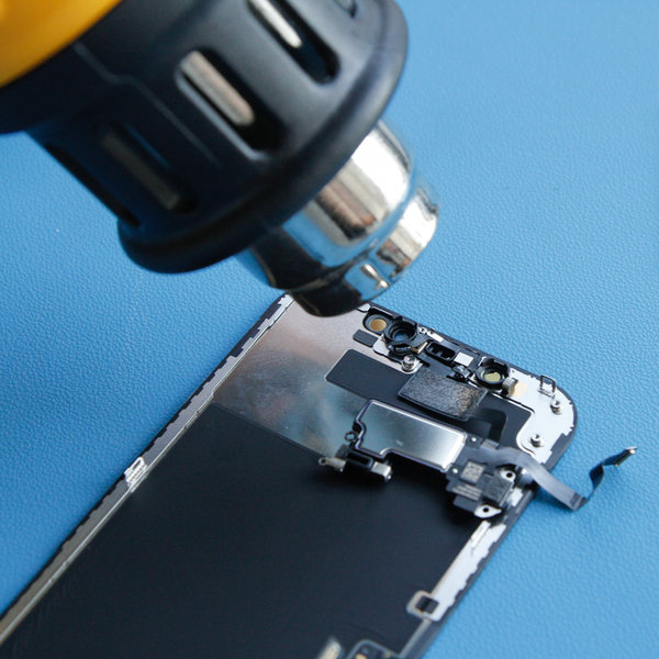 Zahřejte horní okraj displeje