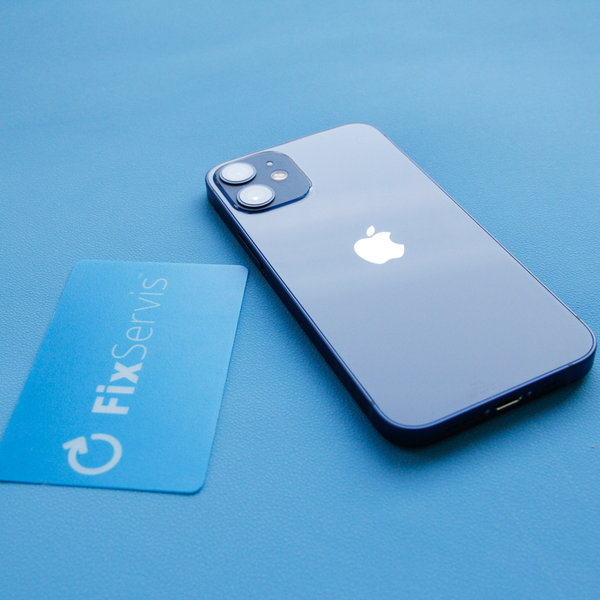 Zpětné namontování iPhone-u