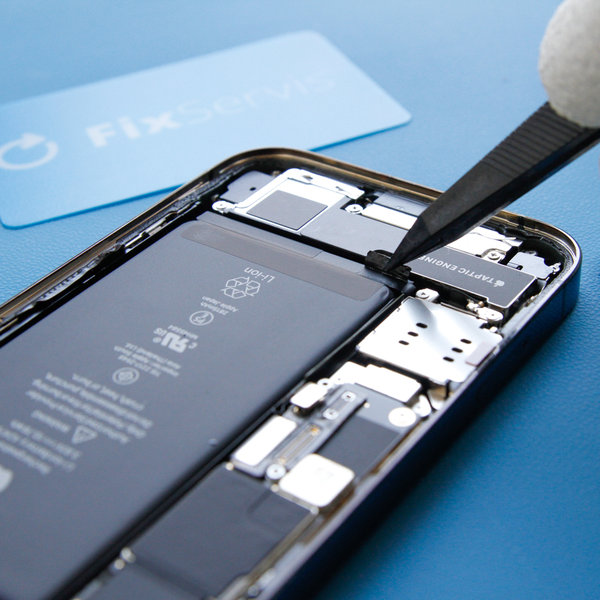 Odlepení lepicích úchytů