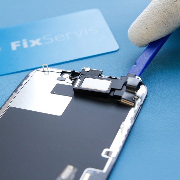 Převrácení sestavy reproduktorů