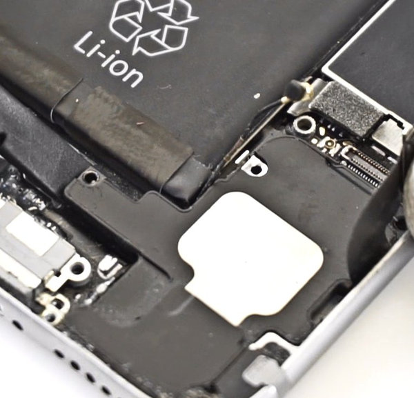 Uvolnění reproduktoru