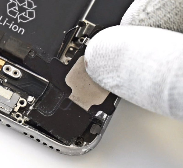 Demontáž reproduktoru