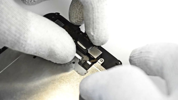 Demontáž sluchátka 2